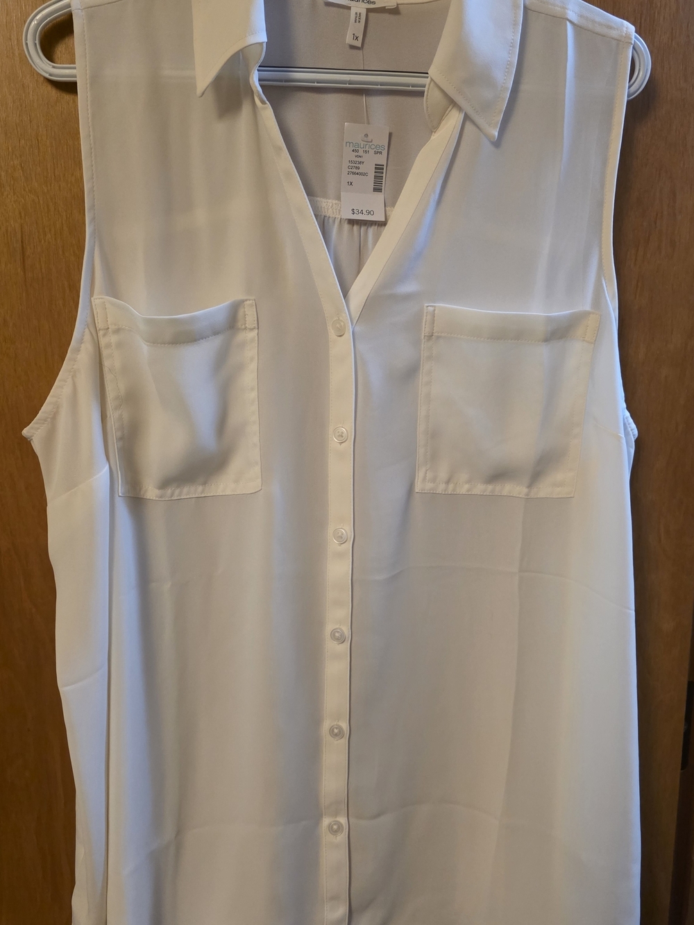 Maurices White Sleeveless Button-Down Shirt with Front Pockets Size 1x